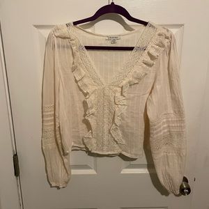 American Eagle cream long sleeve top